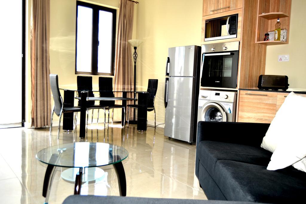 Flic En Flac Beach Penthouse ภายนอก รูปภาพ